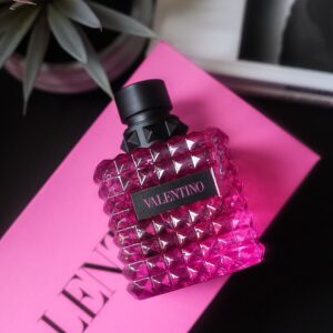 Donna Born In Roma Extradose